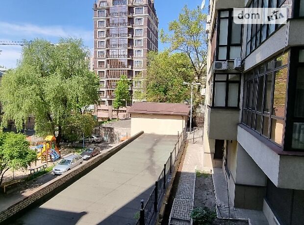 Продажа двухкомнатной квартиры в Киеве, на ул. Бульварно-Кудрявская 36, район Шевченковский фото 1 Продажа двухкомнатной квартиры в Киеве, на ул. Бульварно-Кудрявская 36, район Шевченковский фото 1