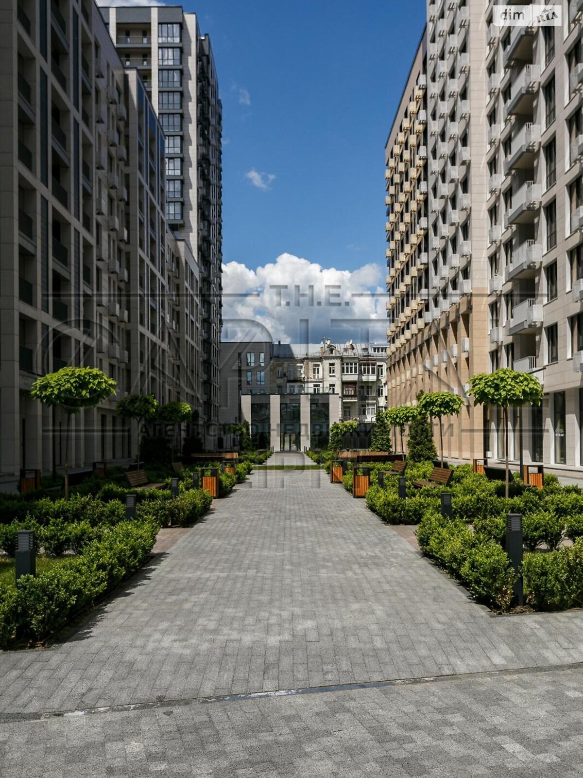 Продаж двокімнатної квартири в Києві, на вул. Бульварно-Кудрявська 17А, район Шевченківський фото 1 Продаж двокімнатної квартири в Києві, на вул. Бульварно-Кудрявська 17А, район Шевченківський фото 1