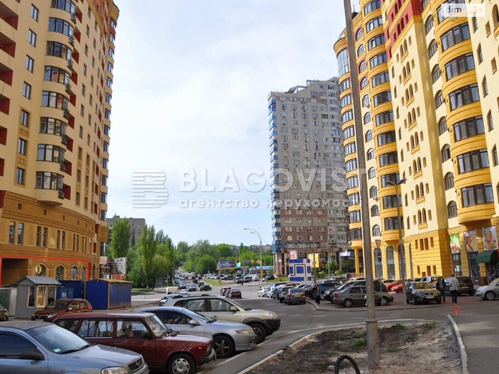 Продаж двокімнатної квартири в Києві, на вул. Дмитрівська (Куренівка) 75, район Шевченківський фото 1