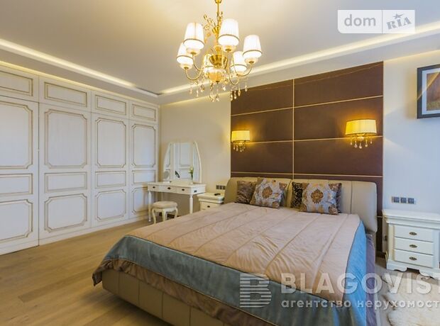 Продажа четырехкомнатной квартиры в Киеве, на ул. Дмитриевская 75, район Шевченковский фото 1 Продажа четырехкомнатной квартиры в Киеве, на ул. Дмитриевская 75, район Шевченковский фото 1