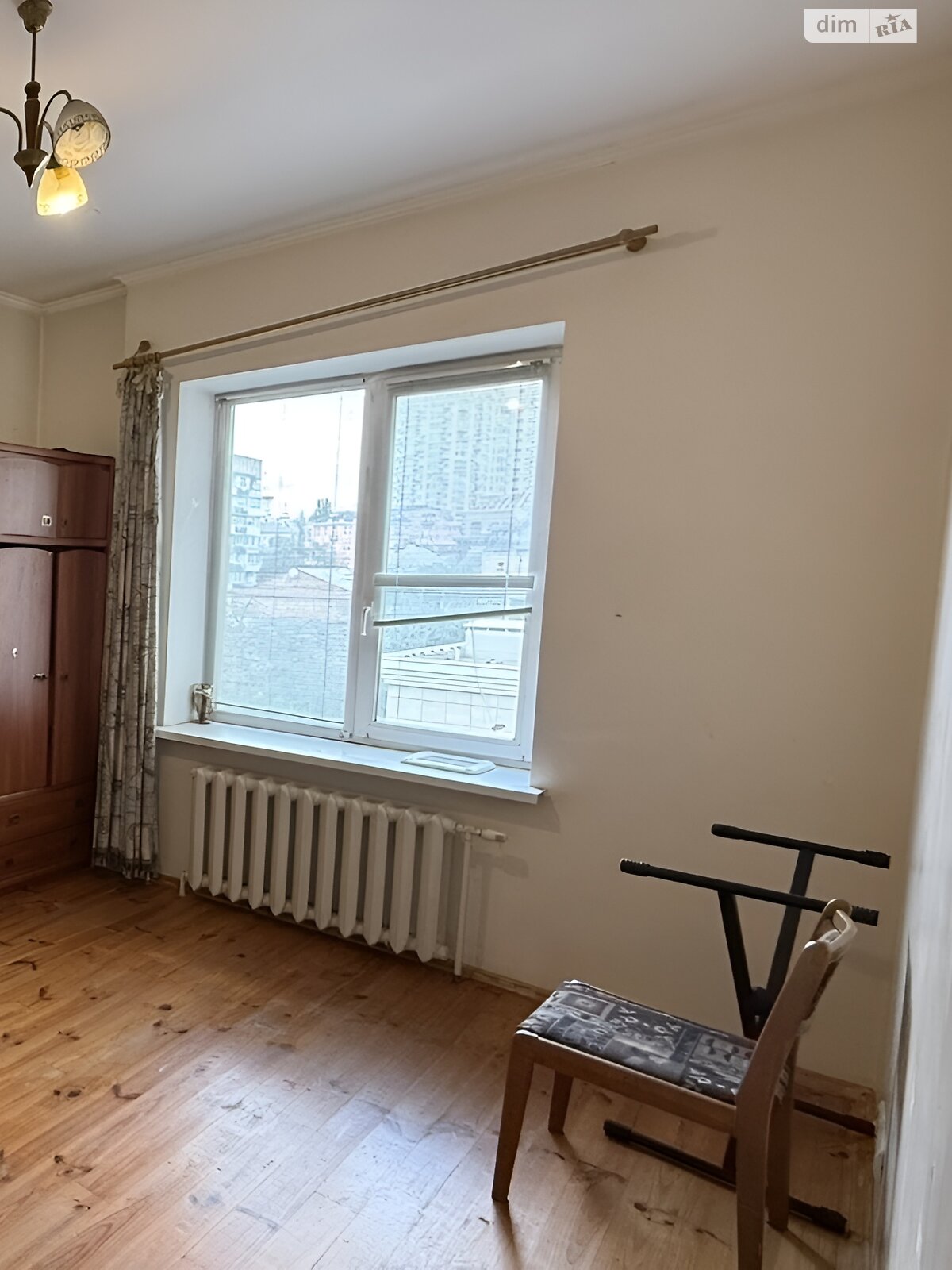 Продажа трехкомнатной квартиры в Киеве, на ул. Дмитриевская 69, район Шевченковский фото 1 Продажа трехкомнатной квартиры в Киеве, на ул. Дмитриевская 69, район Шевченковский фото 1