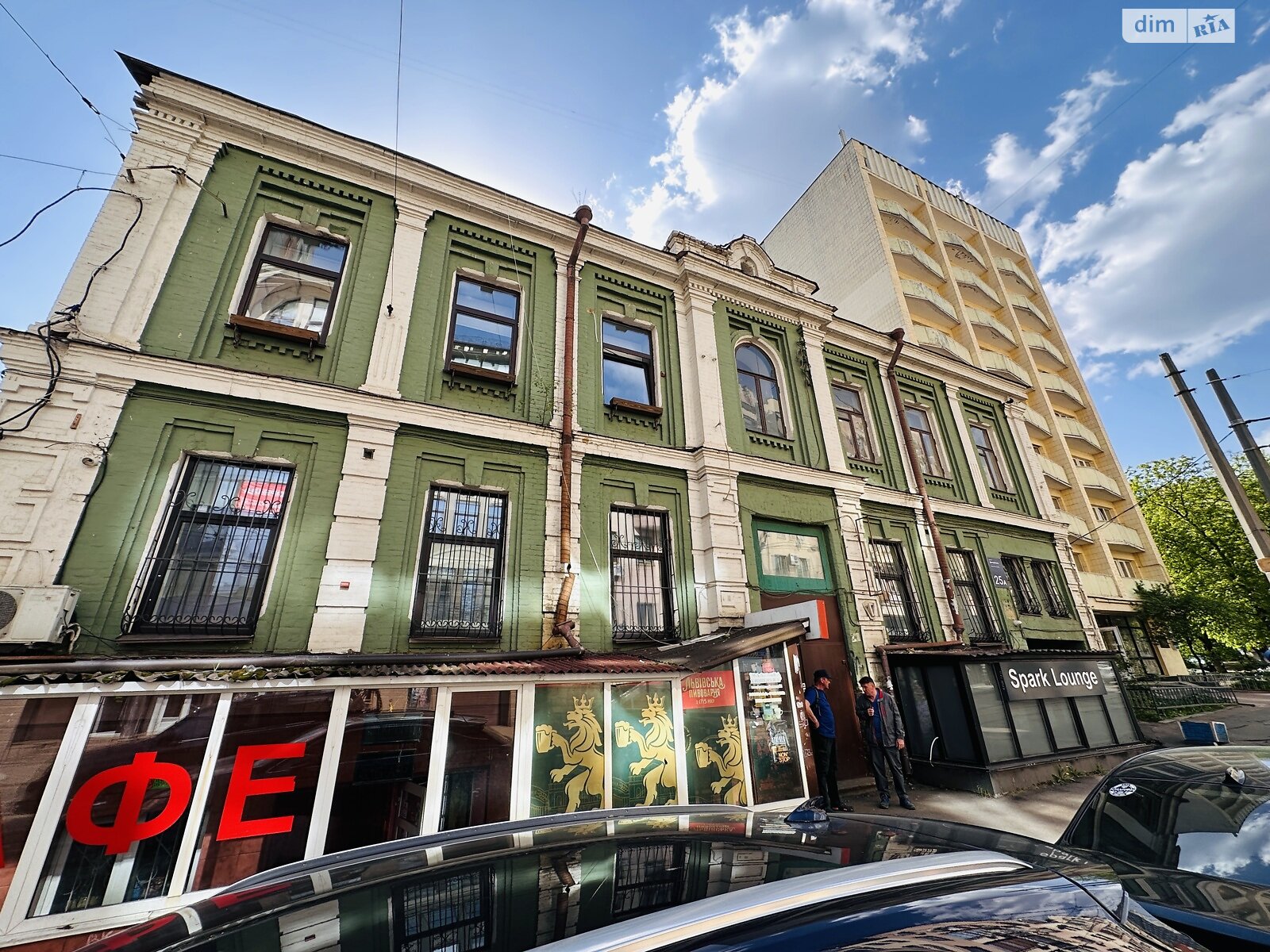 Продаж трикімнатної квартири в Києві, на вул. Дмитрівська 25, район Шевченківський фото 1 Продаж трикімнатної квартири в Києві, на вул. Дмитрівська 25, район Шевченківський фото 1