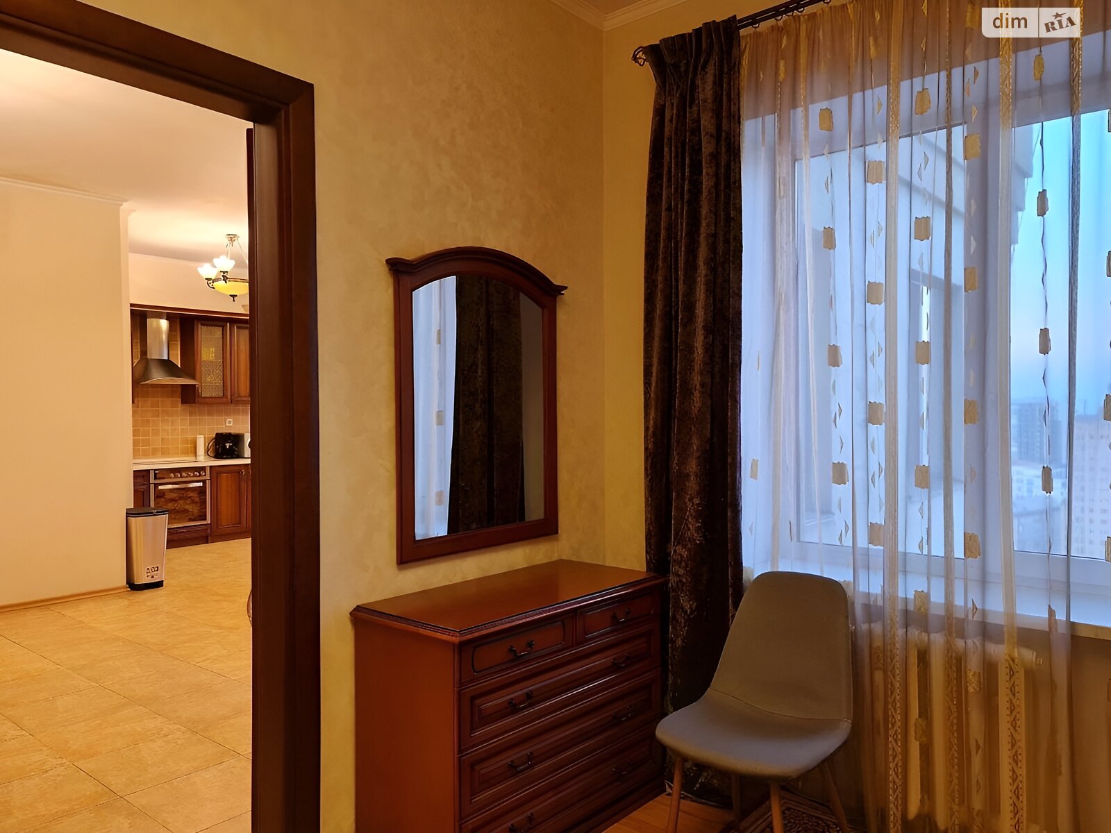 Продаж двокімнатної квартири в Києві, на вул. Дмитрівська 69, район Шевченківський фото 1 Продаж двокімнатної квартири в Києві, на вул. Дмитрівська 69, район Шевченківський фото 1