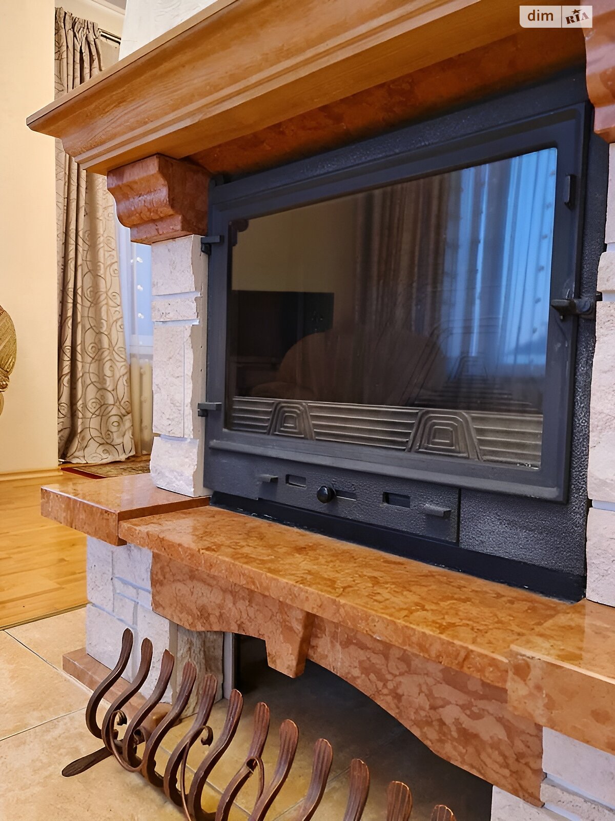 Продаж двокімнатної квартири в Києві, на вул. Дмитрівська 69, район Шевченківський фото 1 Продаж двокімнатної квартири в Києві, на вул. Дмитрівська 69, район Шевченківський фото 1
