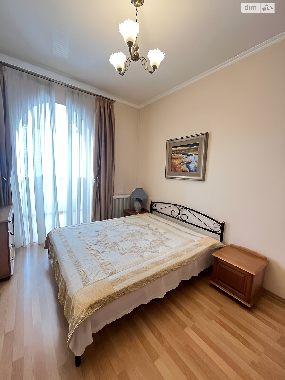 Продажа двухкомнатной квартиры в Киеве, на ул. Дмитриевская 9-11, район Шевченковский фото 1 Продажа двухкомнатной квартиры в Киеве, на ул. Дмитриевская 9-11, район Шевченковский фото 1