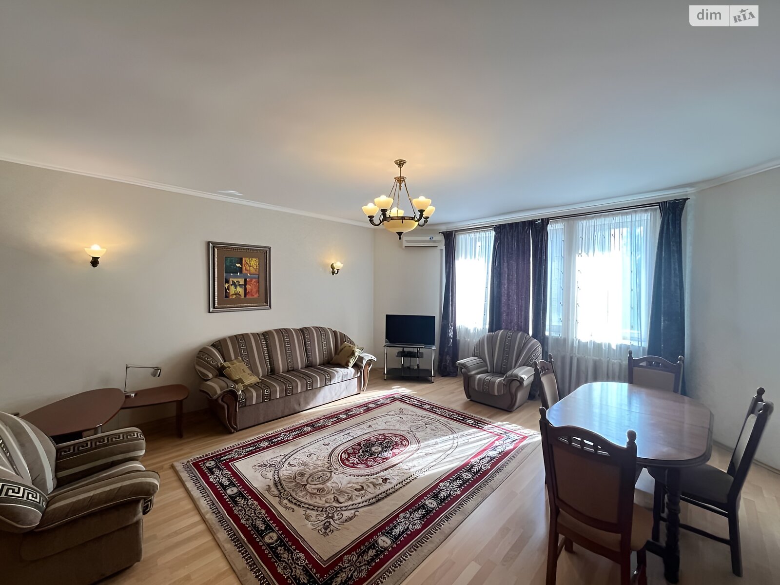 Продажа двухкомнатной квартиры в Киеве, на ул. Дмитриевская 9-11, район Шевченковский фото 1 Продажа двухкомнатной квартиры в Киеве, на ул. Дмитриевская 9-11, район Шевченковский фото 1
