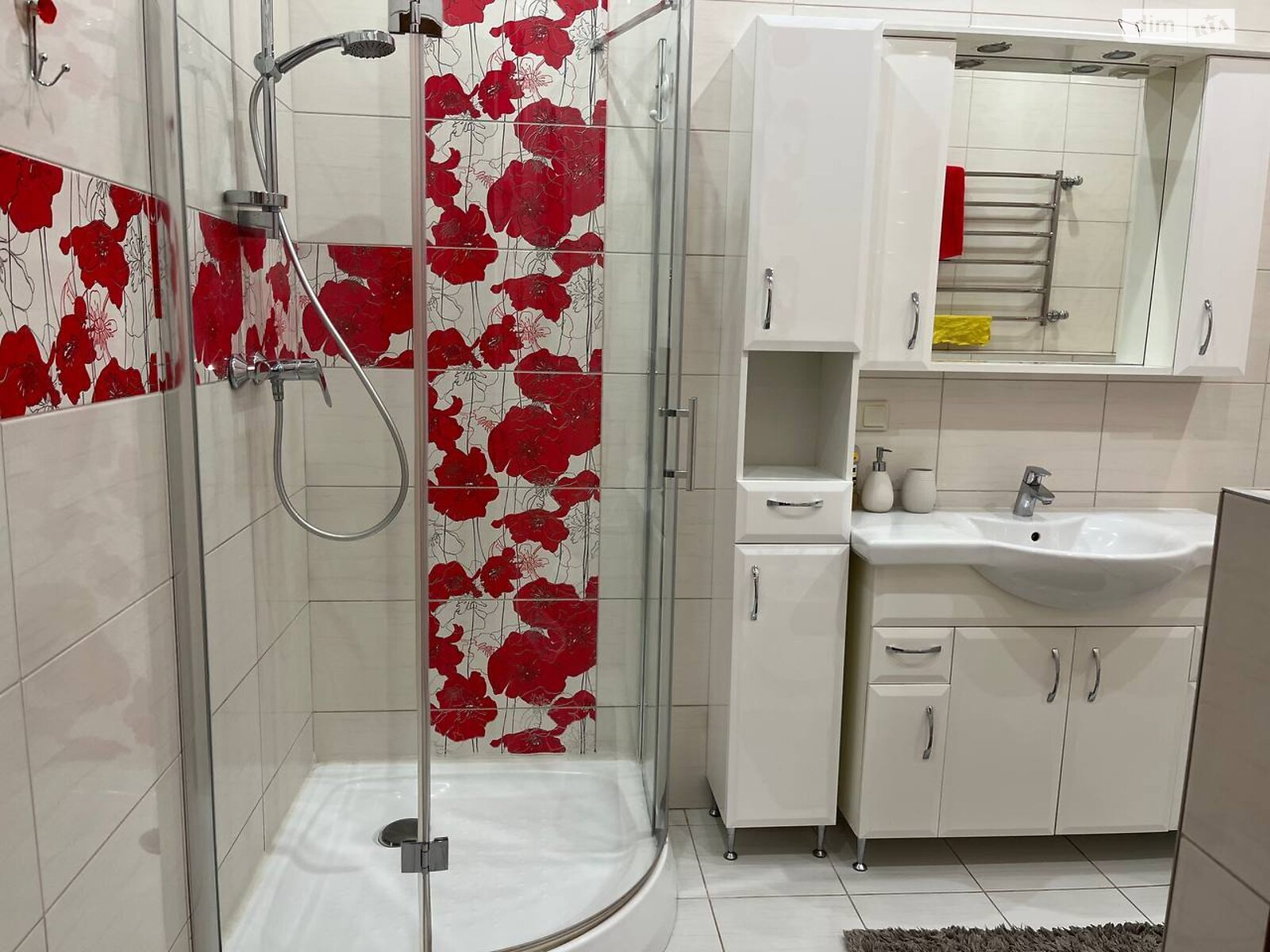 Продажа трехкомнатной квартиры в Киеве, на ул. Дмитриевская 82, район Шевченковский фото 1 Продажа трехкомнатной квартиры в Киеве, на ул. Дмитриевская 82, район Шевченковский фото 1