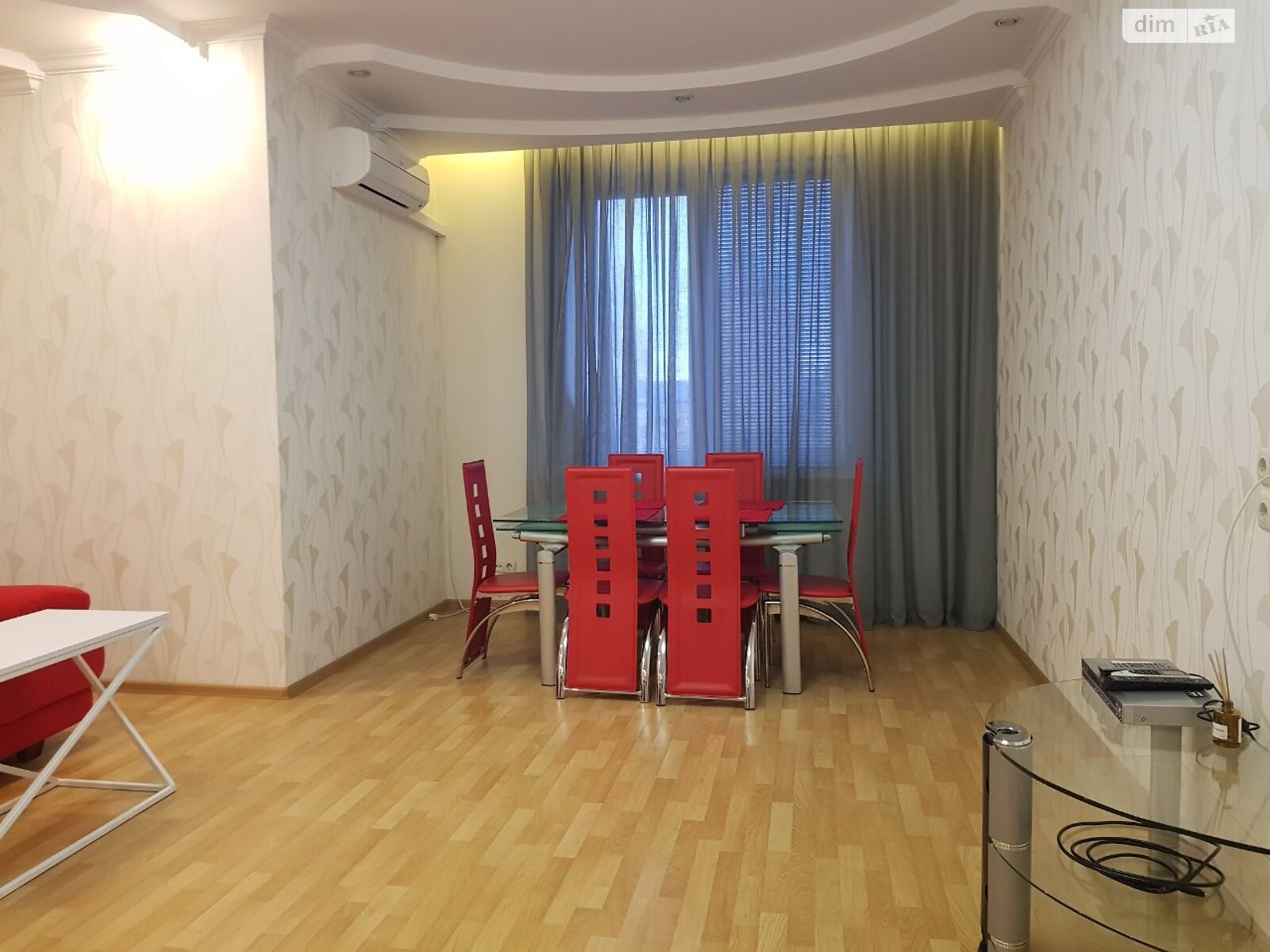Продажа трехкомнатной квартиры в Киеве, на ул. Дмитриевская 82, район Шевченковский фото 1 Продажа трехкомнатной квартиры в Киеве, на ул. Дмитриевская 82, район Шевченковский фото 1