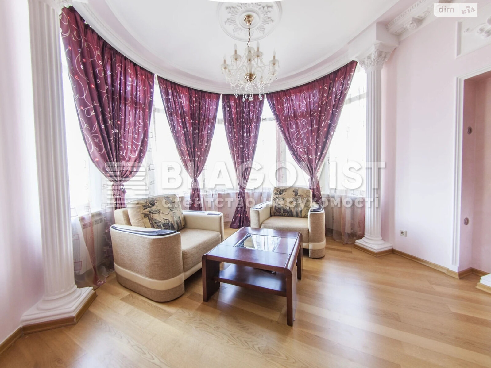 Продаж трикімнатної квартири в Києві, на вул. Дмитрівська 69, район Шевченківський фото 1 Продаж трикімнатної квартири в Києві, на вул. Дмитрівська 69, район Шевченківський фото 1