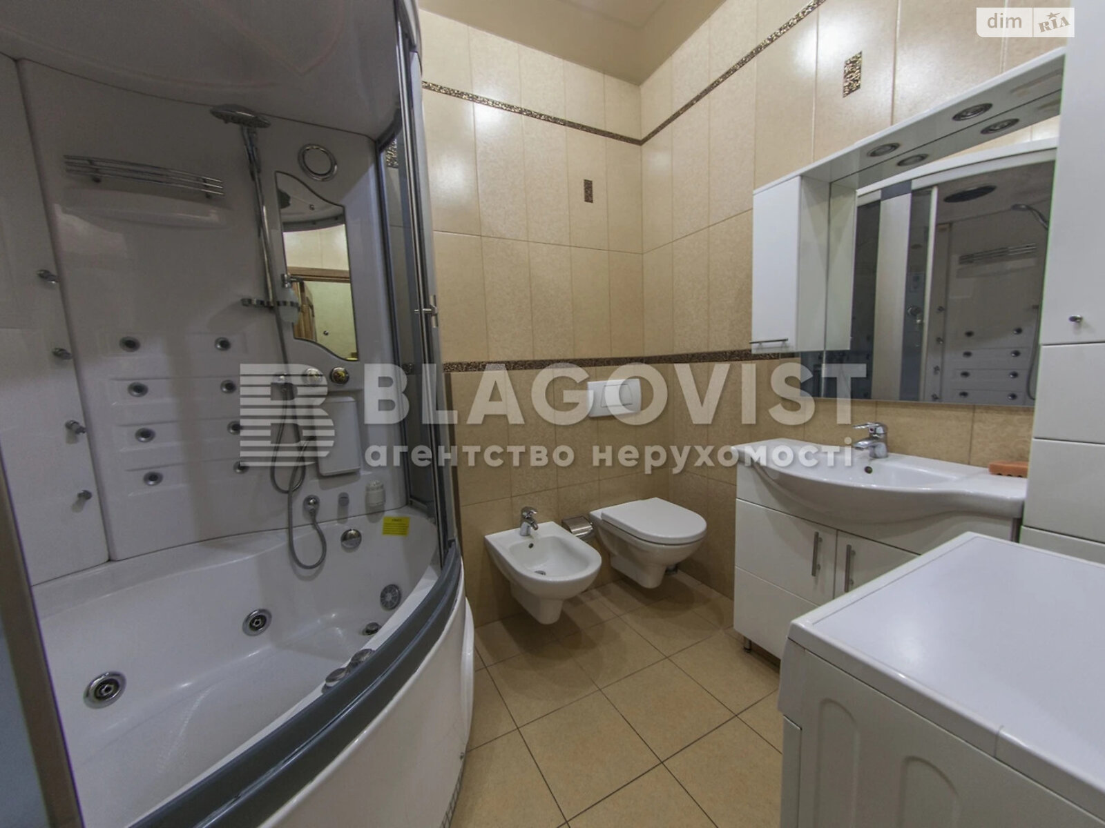 Продаж трикімнатної квартири в Києві, на вул. Дмитрівська 69, район Шевченківський фото 1 Продаж трикімнатної квартири в Києві, на вул. Дмитрівська 69, район Шевченківський фото 1