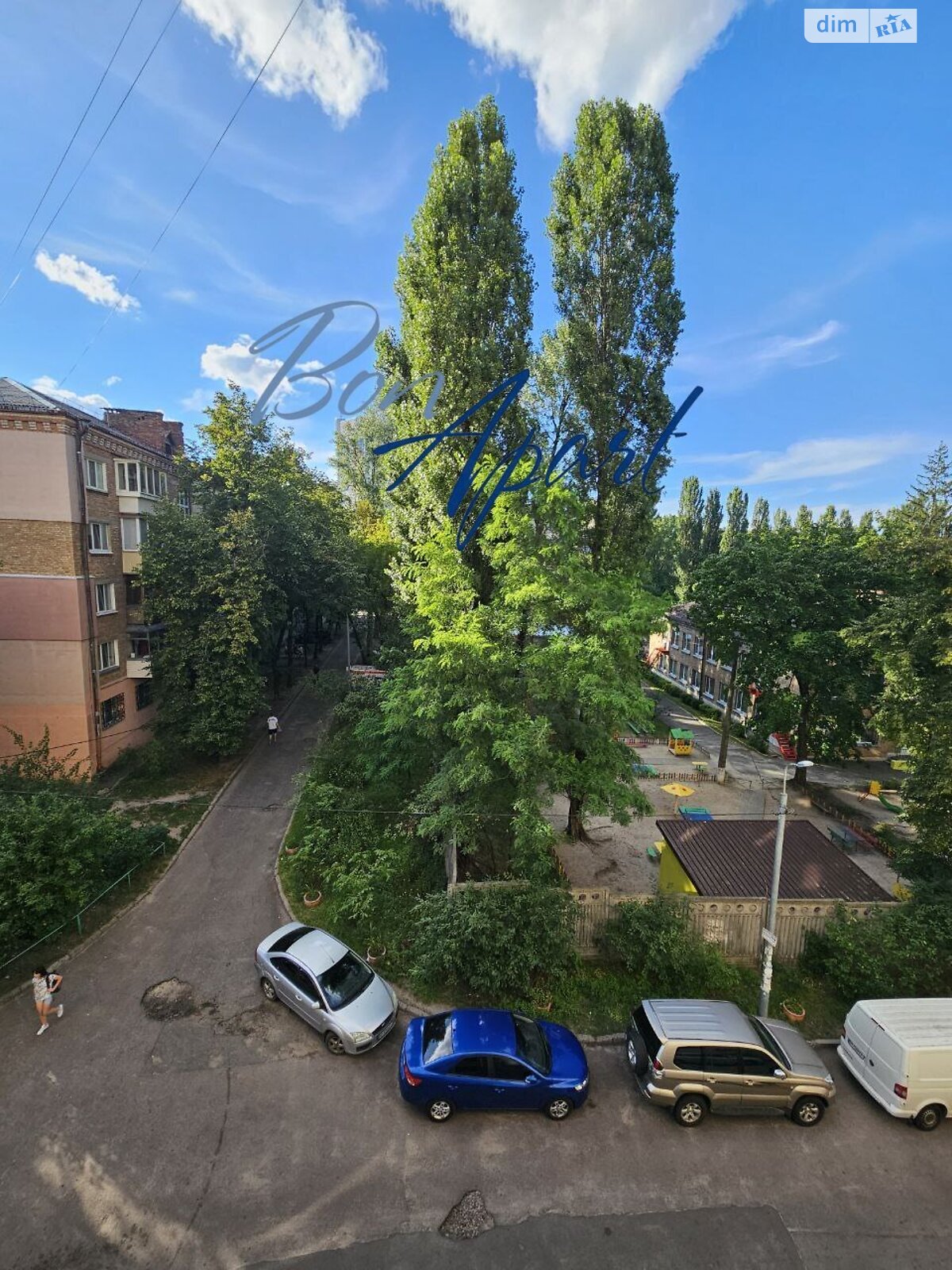 Продаж трикімнатної квартири в Києві, на вул. Олени Теліги 41, район Шевченківський фото 1 Продаж трикімнатної квартири в Києві, на вул. Олени Теліги 41, район Шевченківський фото 1