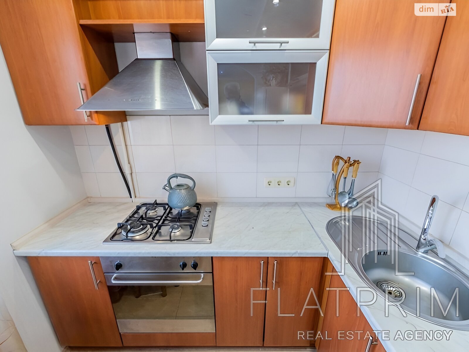 Продажа трехкомнатной квартиры в Киеве, на ул. Елены Телиги 43, район Шевченковский фото 1 Продажа трехкомнатной квартиры в Киеве, на ул. Елены Телиги 43, район Шевченковский фото 1