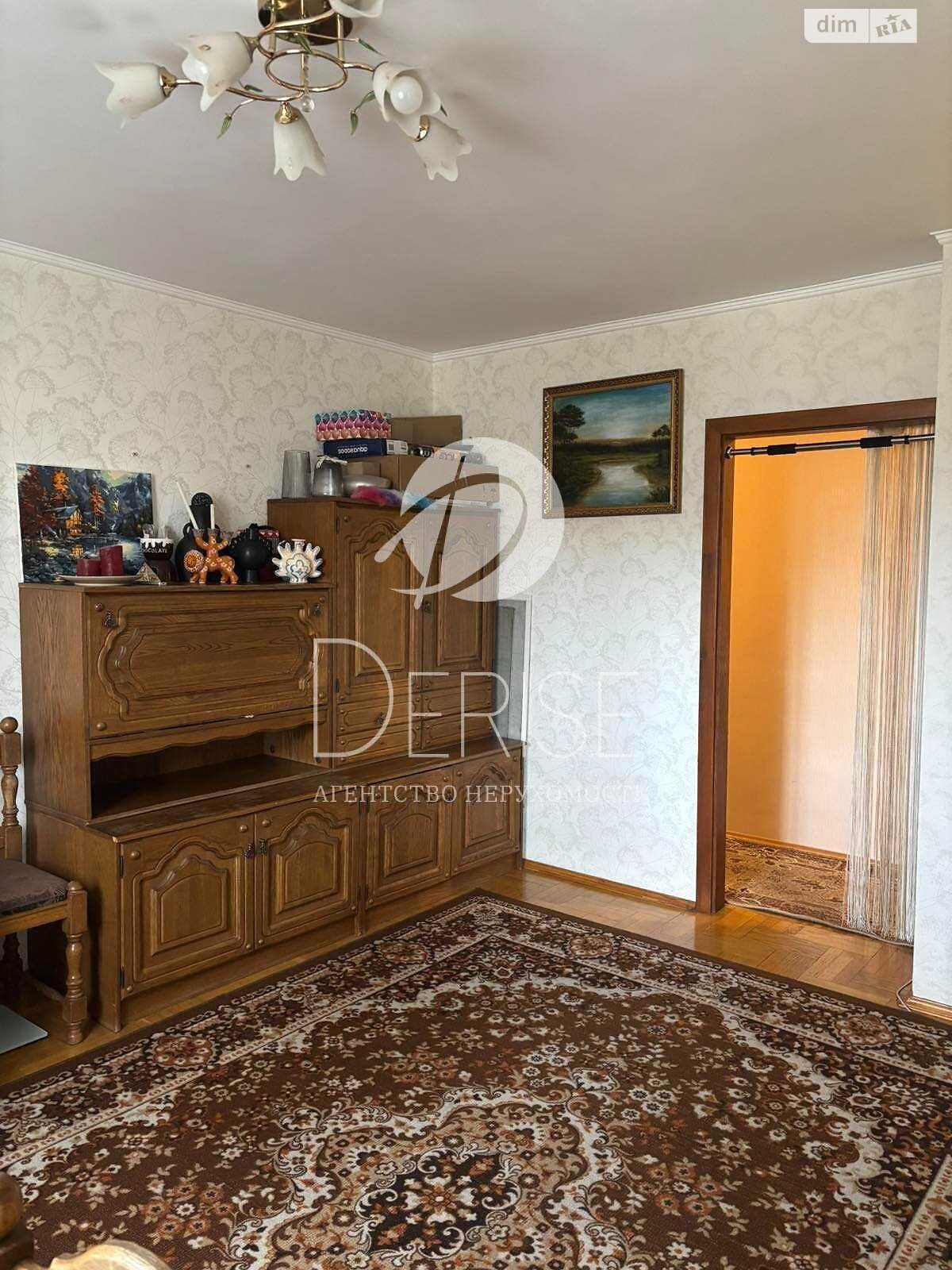 Продаж трикімнатної квартири в Києві, на вул. Олени Теліги 43, район Шевченківський фото 1 Продаж трикімнатної квартири в Києві, на вул. Олени Теліги 43, район Шевченківський фото 1