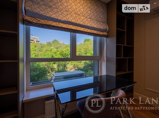 Продажа трехкомнатной квартиры в Киеве, на ул. Глубочицкая 73-77, район Шевченковский фото 1 Продажа трехкомнатной квартиры в Киеве, на ул. Глубочицкая 73-77, район Шевченковский фото 1