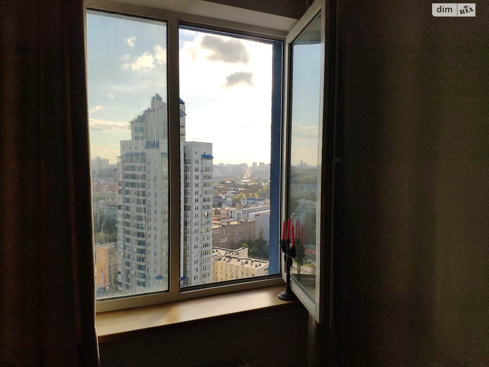 Продажа однокомнатной квартиры в Киеве, на ул. Кирилло-Мефодиевская 2 корпус 1, фото 1