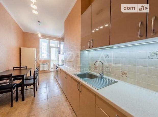 Продажа трехкомнатной квартиры в Киеве, на ул. Жилянская, район Шевченковский фото 1 Продажа трехкомнатной квартиры в Киеве, на ул. Жилянская, район Шевченковский фото 1