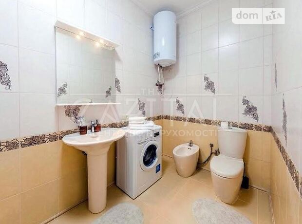 Продажа трехкомнатной квартиры в Киеве, на ул. Жилянская, район Шевченковский фото 1 Продажа трехкомнатной квартиры в Киеве, на ул. Жилянская, район Шевченковский фото 1