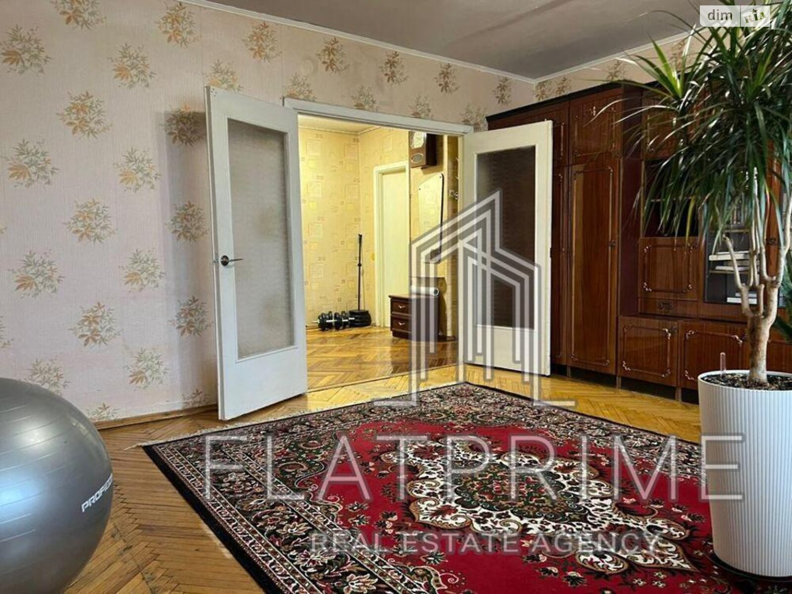 Продажа трехкомнатной квартиры в Киеве, на ул. Жилянская 72, район Шевченковский фото 1 Продажа трехкомнатной квартиры в Киеве, на ул. Жилянская 72, район Шевченковский фото 1