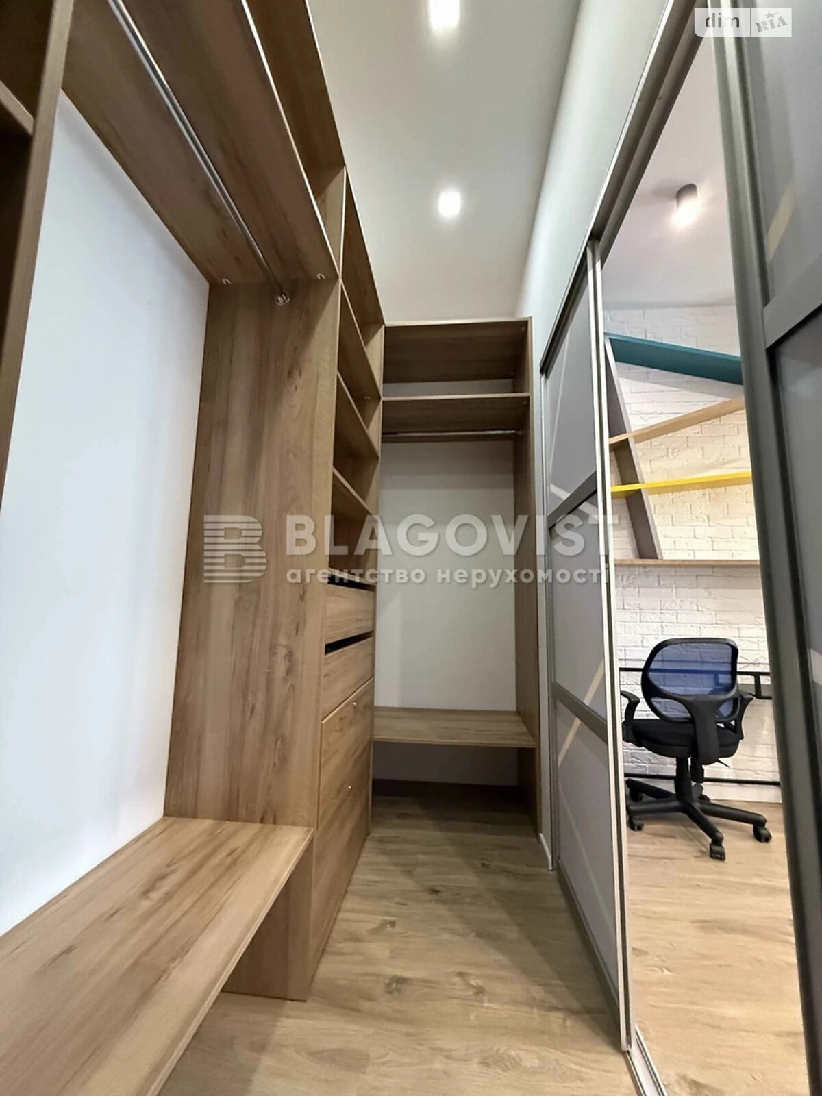 Продажа однокомнатной квартиры в Киеве, на ул. Кирилло-Мефодиевская 2, район Шевченковский фото 1 Продажа однокомнатной квартиры в Киеве, на ул. Кирилло-Мефодиевская 2, район Шевченковский фото 1