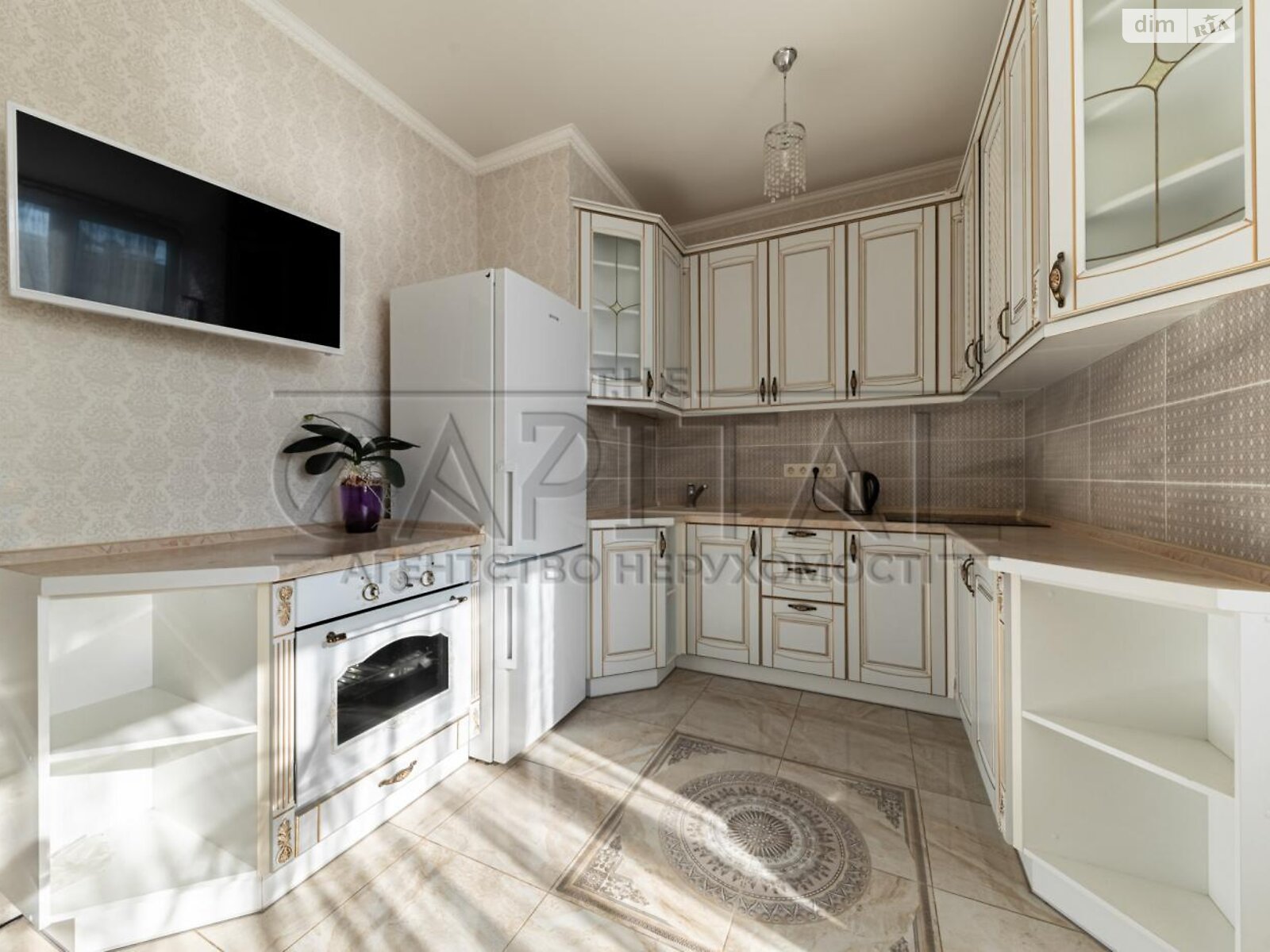 Продажа однокомнатной квартиры в Киеве, на ул. Коперника 3, район Шевченковский фото 1 Продажа однокомнатной квартиры в Киеве, на ул. Коперника 3, район Шевченковский фото 1