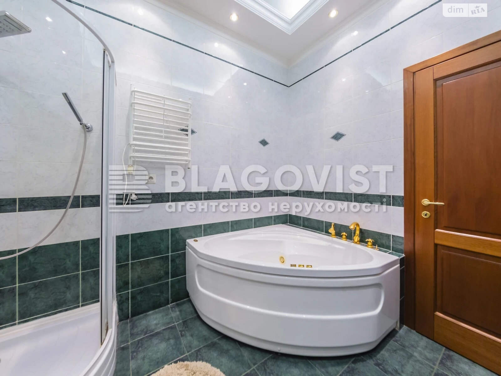 Продажа трехкомнатной квартиры в Киеве, на ул. Михаила Коцюбинского 2, район Шевченковский фото 1 Продажа трехкомнатной квартиры в Киеве, на ул. Михаила Коцюбинского 2, район Шевченковский фото 1