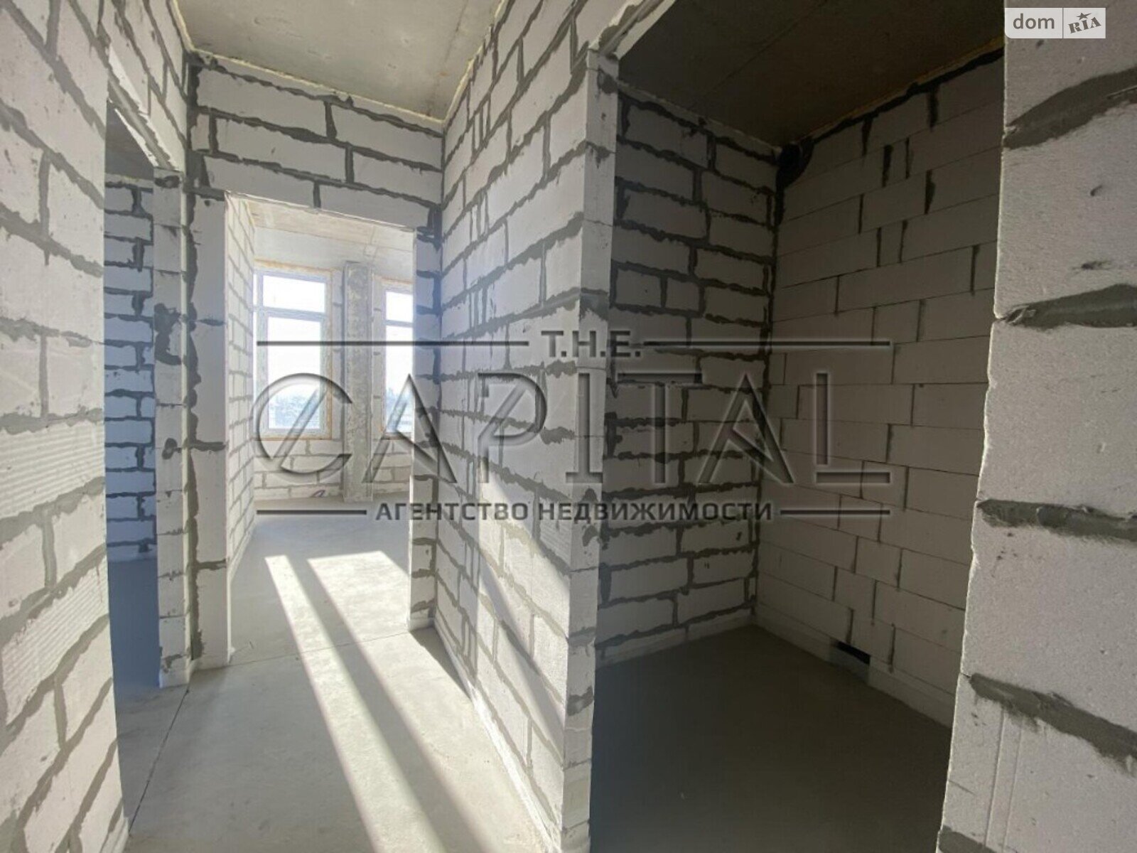 Продаж трикімнатної квартири в Києві, на вул. Нагірна 16, район Шевченківський фото 1