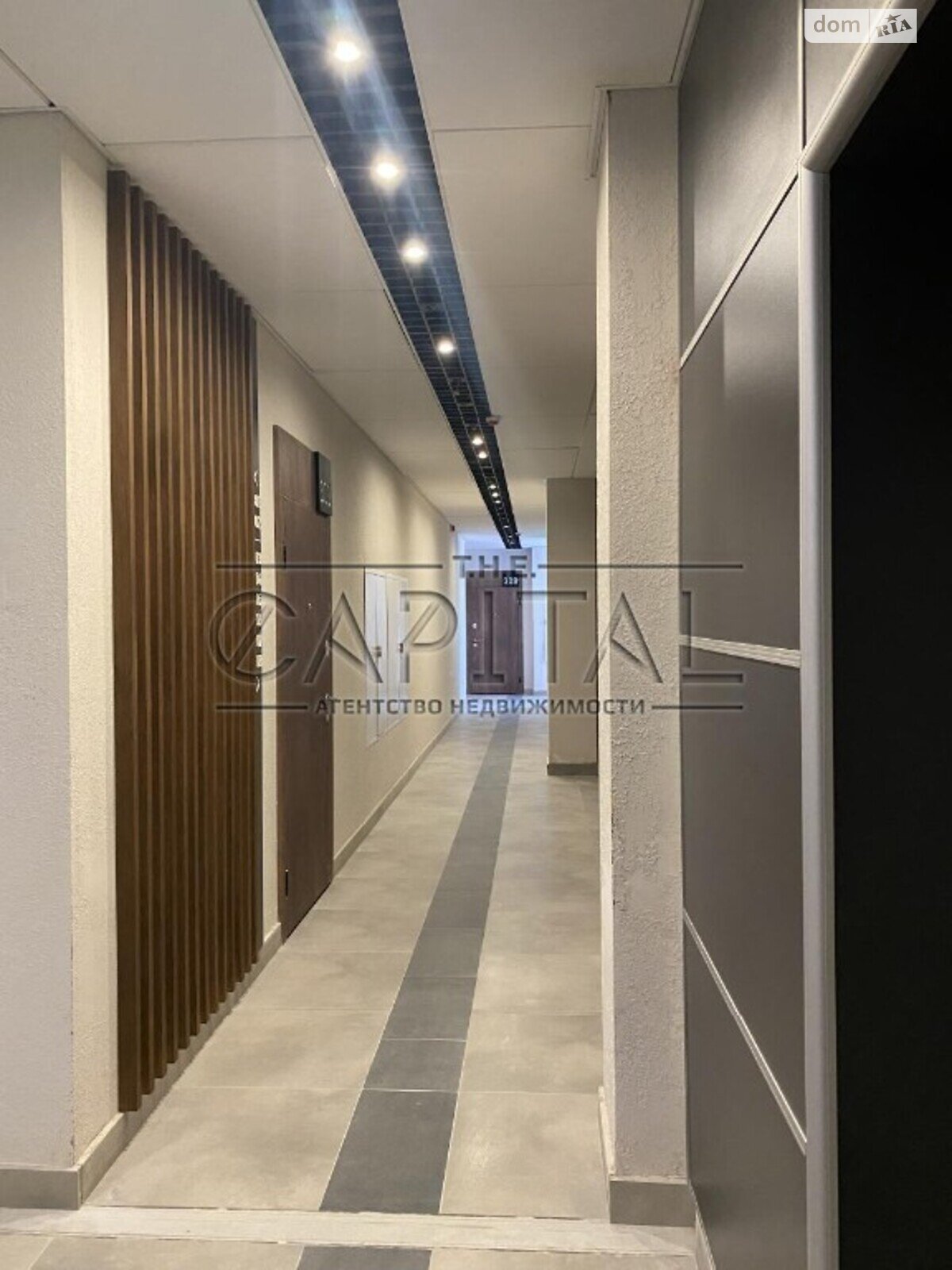 Продаж трикімнатної квартири в Києві, на вул. Нагірна 16, район Шевченківський фото 1