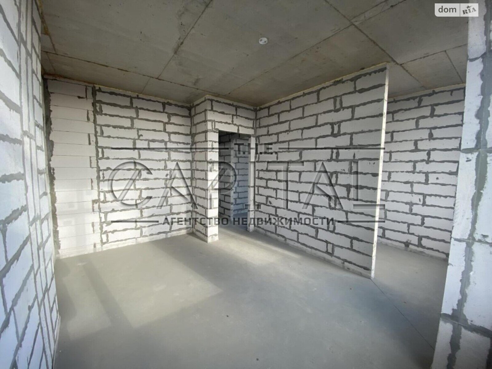 Продаж трикімнатної квартири в Києві, на вул. Нагірна 16, район Шевченківський фото 1