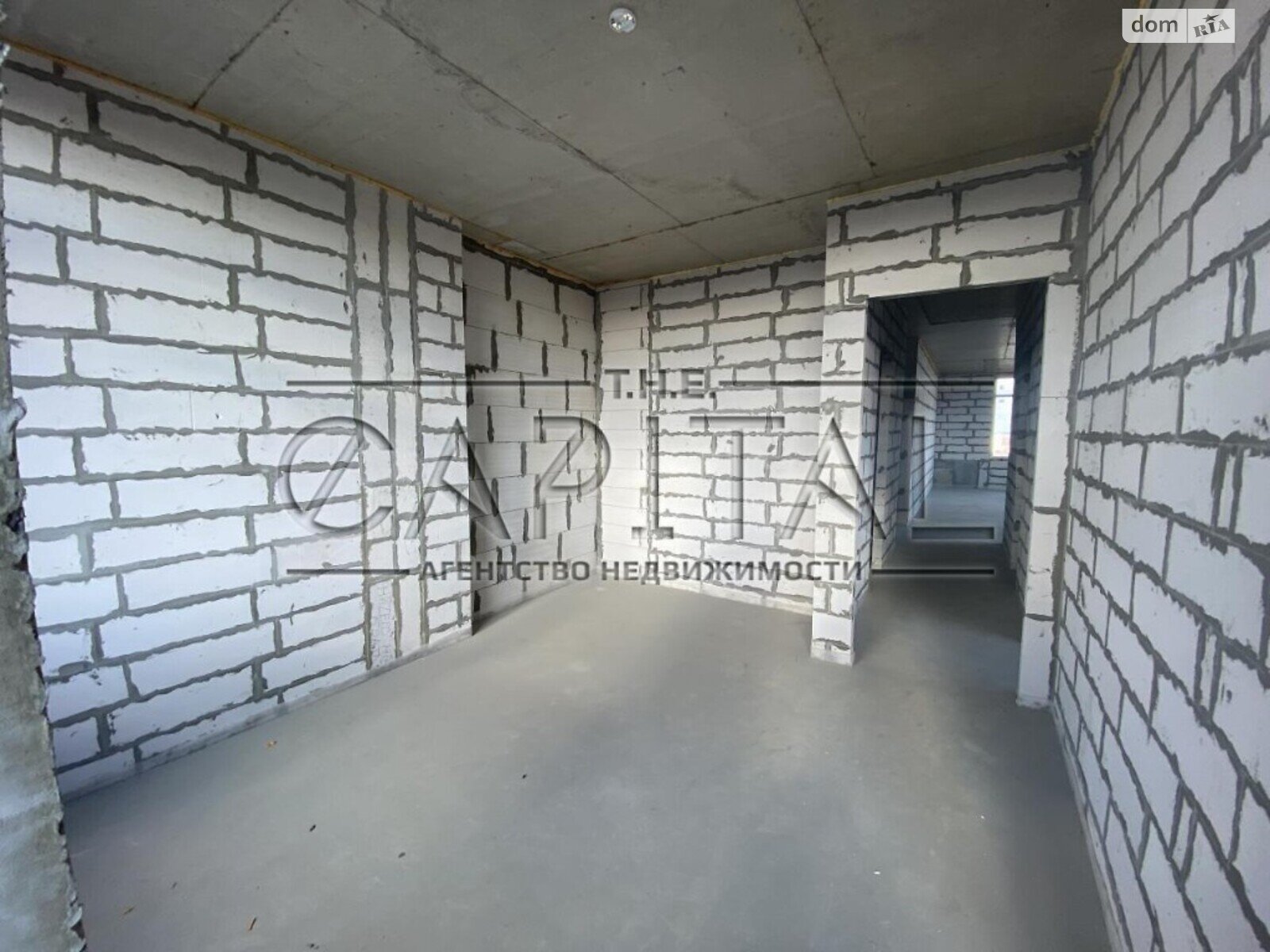 Продаж трикімнатної квартири в Києві, на вул. Нагірна 16, район Шевченківський фото 1