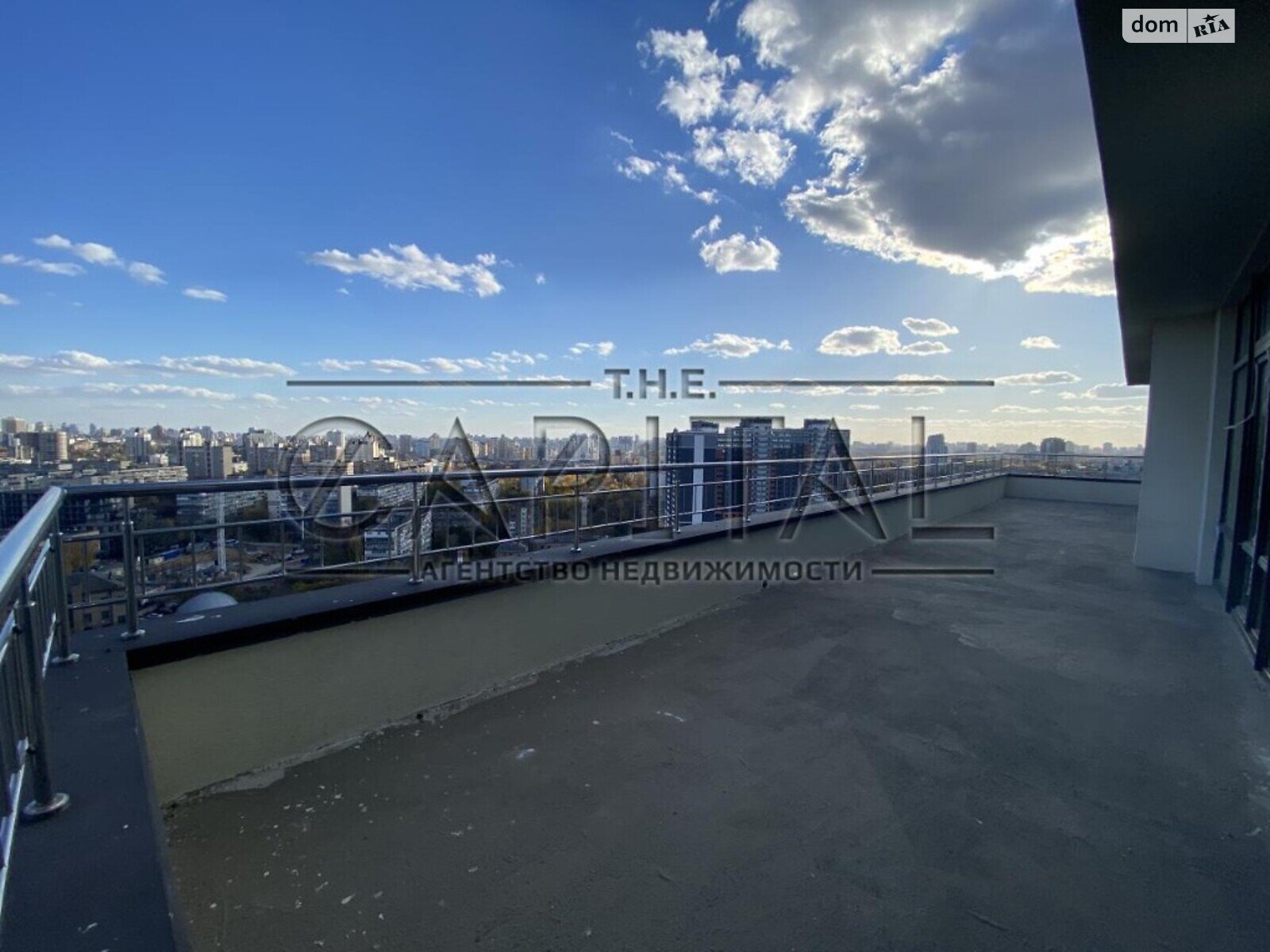 Продаж трикімнатної квартири в Києві, на вул. Нагірна 16, район Шевченківський фото 1