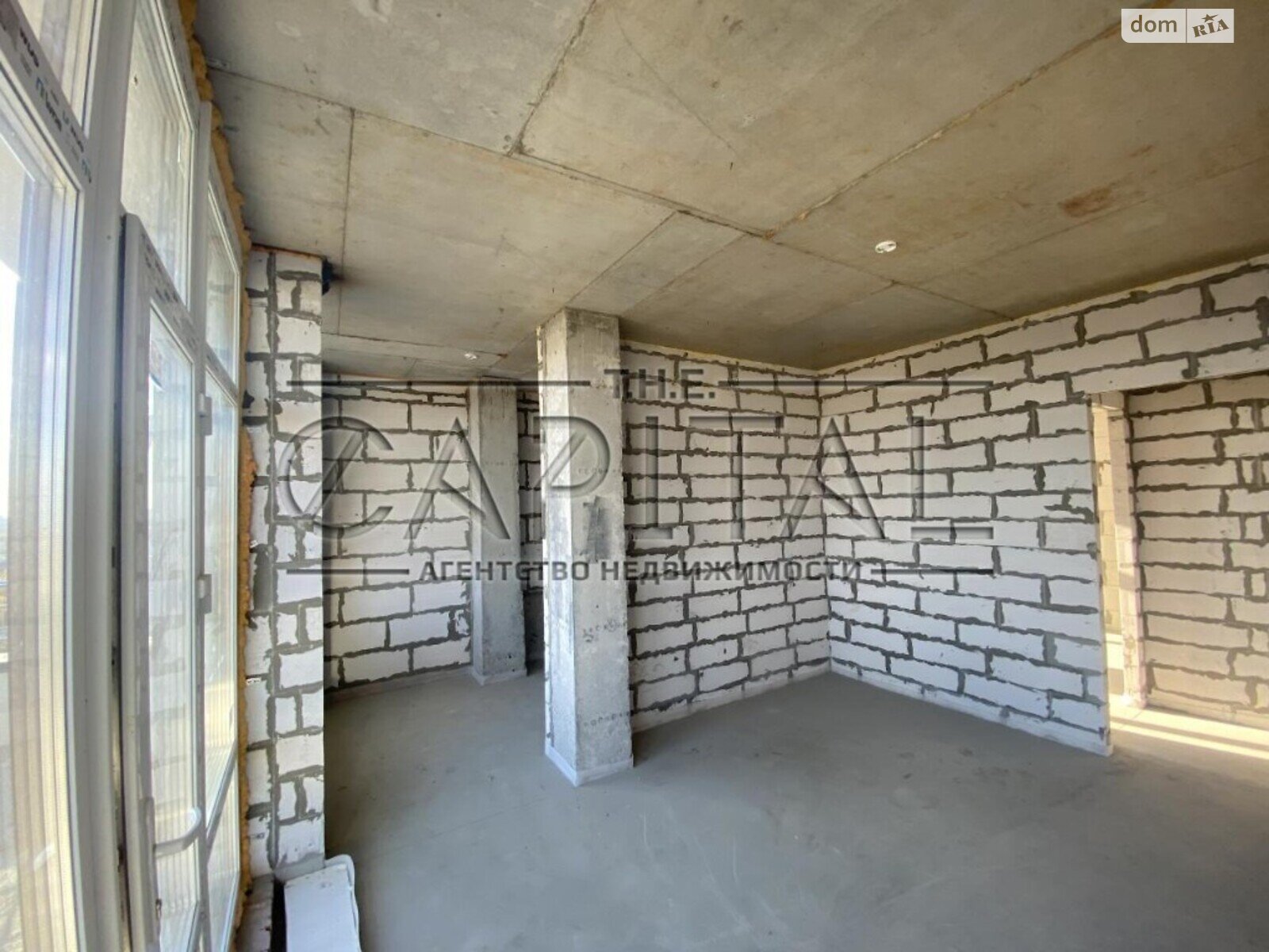 Продаж трикімнатної квартири в Києві, на вул. Нагірна 16, район Шевченківський фото 1