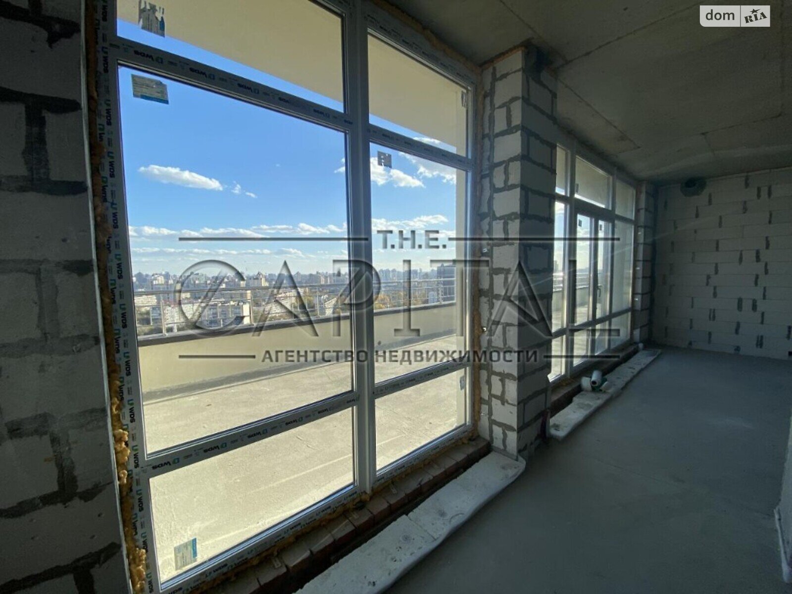 Продаж трикімнатної квартири в Києві, на вул. Нагірна 16, район Шевченківський фото 1