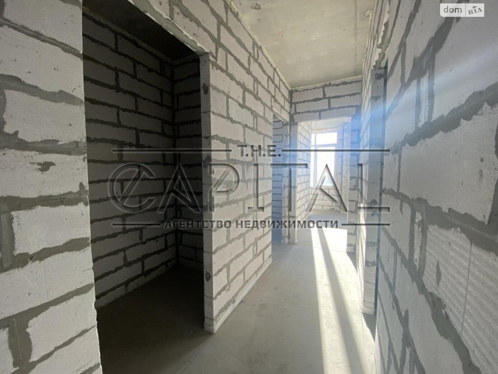 Продаж трикімнатної квартири в Києві, на вул. Нагірна 16, район Шевченківський фото 1