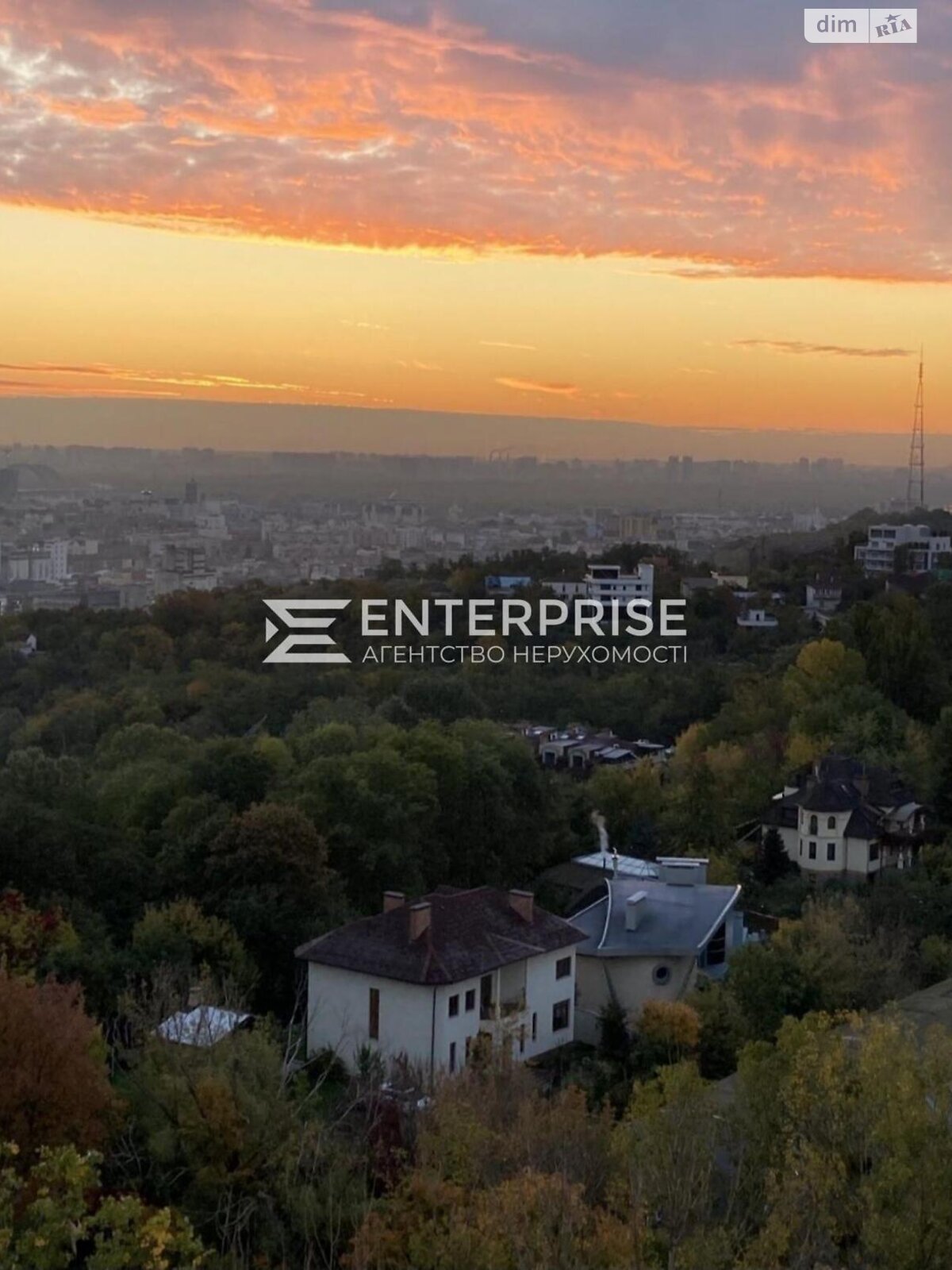Продажа однокомнатной квартиры в Киеве, на ул. Нагорная 16/18, район Шевченковский фото 1 Продажа однокомнатной квартиры в Киеве, на ул. Нагорная 16/18, район Шевченковский фото 1