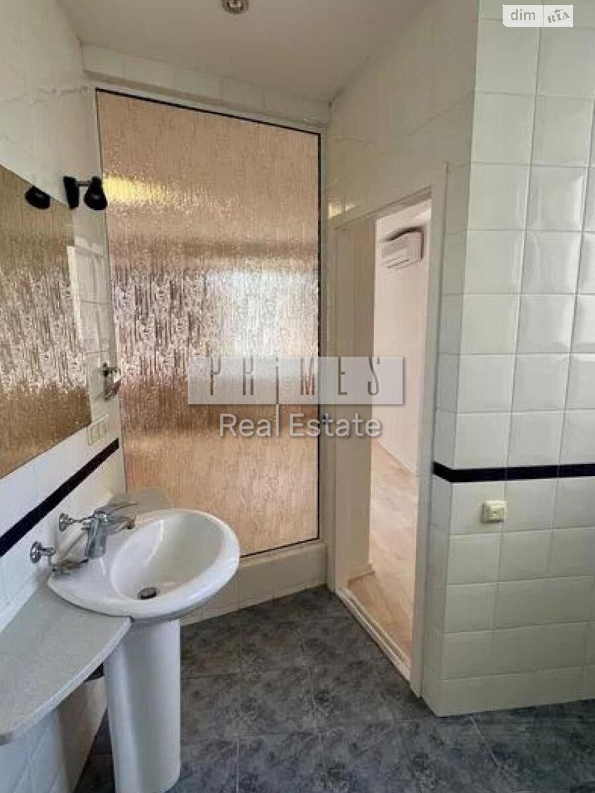 Продаж трикімнатної квартири в Києві, на вул. Назарівська 7Б, район Шевченківський фото 1