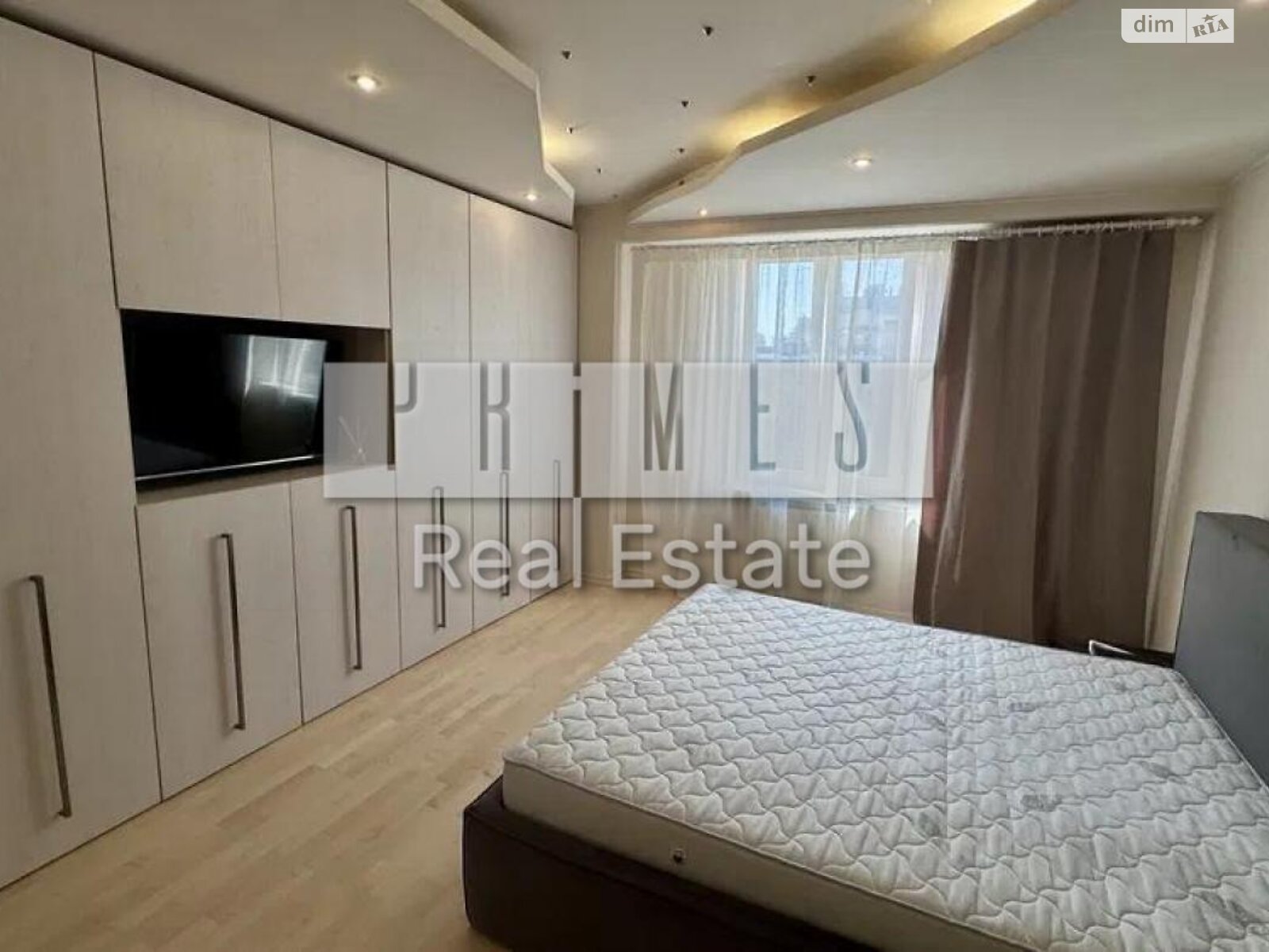 Продаж трикімнатної квартири в Києві, на вул. Назарівська 7Б, район Шевченківський фото 1