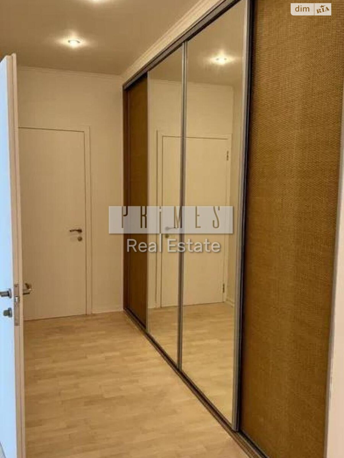 Продаж трикімнатної квартири в Києві, на вул. Назарівська 7Б, район Шевченківський фото 1