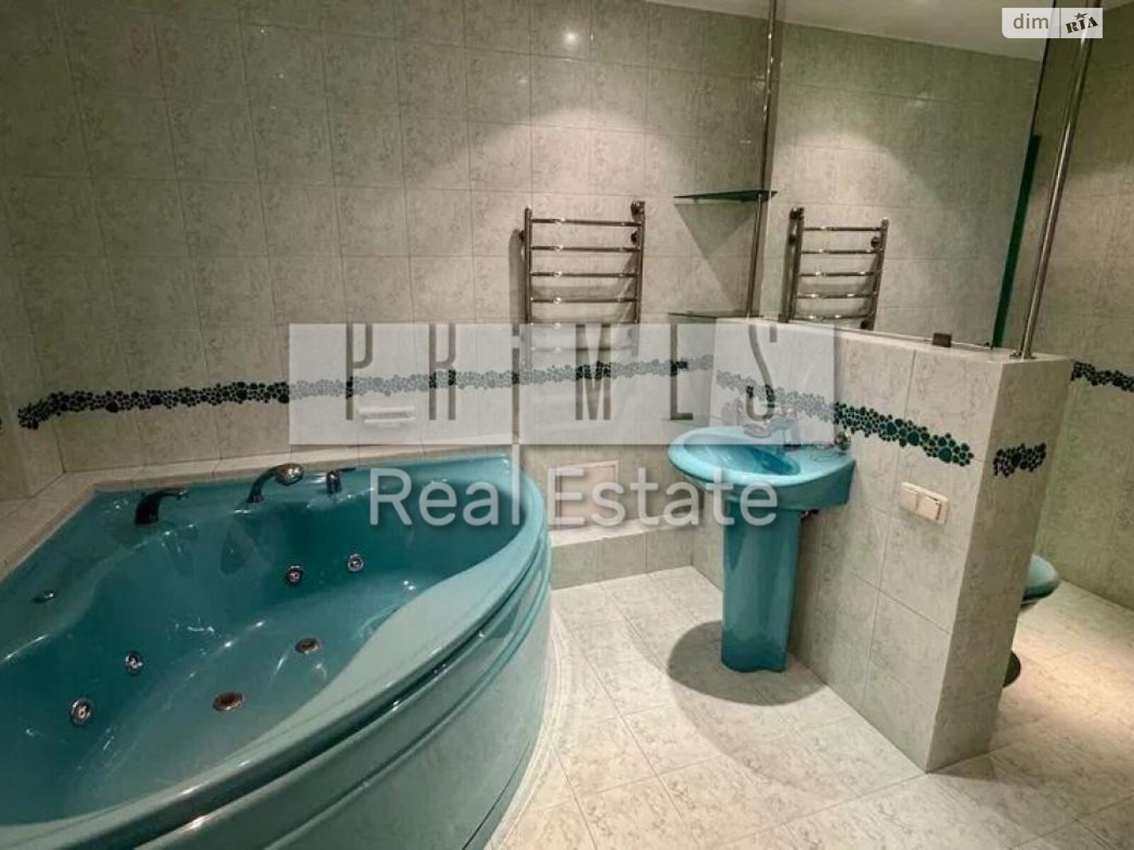 Продаж трикімнатної квартири в Києві, на вул. Назарівська 7Б, район Шевченківський фото 1