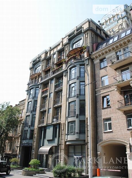 Продажа трехкомнатной квартиры в Киеве, на ул. Назаровская 11 район Шевченковский фото 1 Продажа трехкомнатной квартиры в Киеве, на ул. Назаровская 11 район Шевченковский фото 1