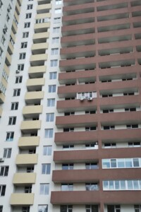 Продаж однокімнатної квартири в Києві, на вул. Новоукраїнська 6, район Шевченківський фото 2