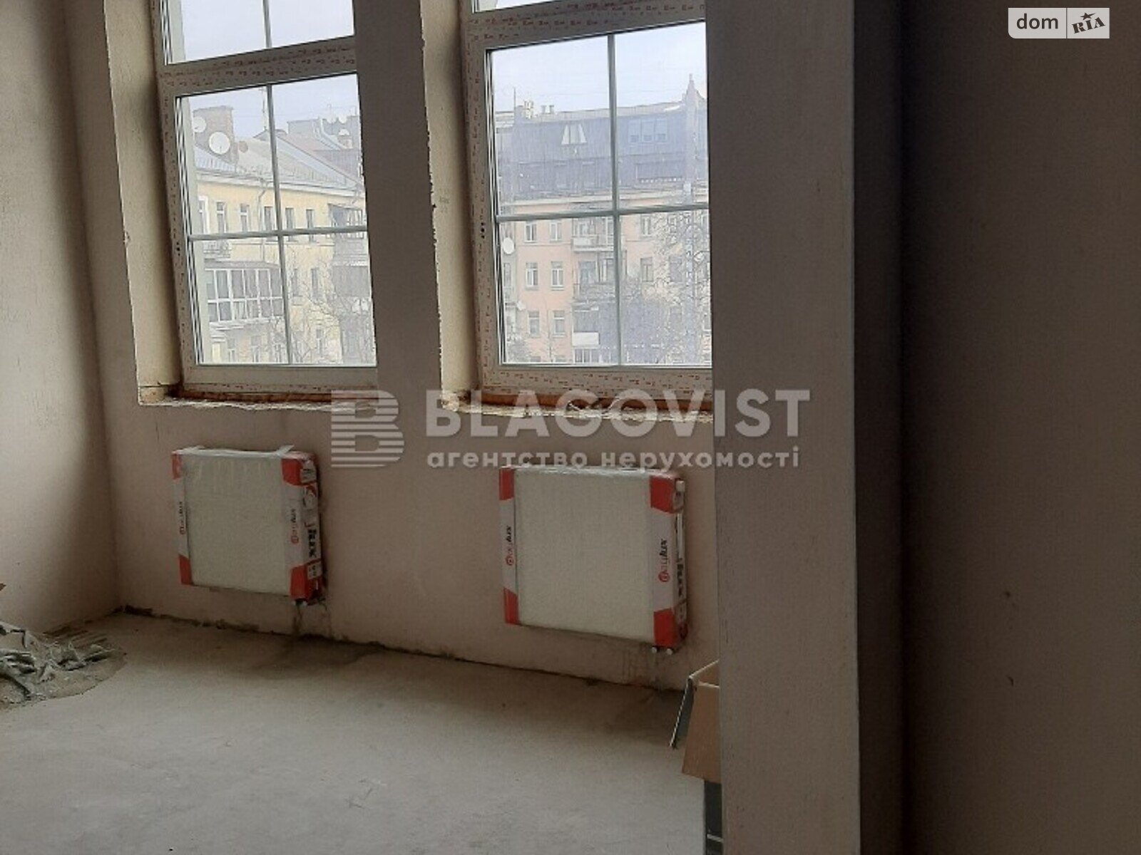 Продаж трикімнатної квартири в Києві, на вул. Олеся Гончара 35, район Шевченківський фото 1 Продаж трикімнатної квартири в Києві, на вул. Олеся Гончара 35, район Шевченківський фото 1