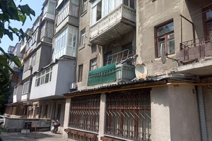 Продажа четырехкомнатной квартиры в Киеве, на ул. Олеся Гончара 67, район Центр фото 2