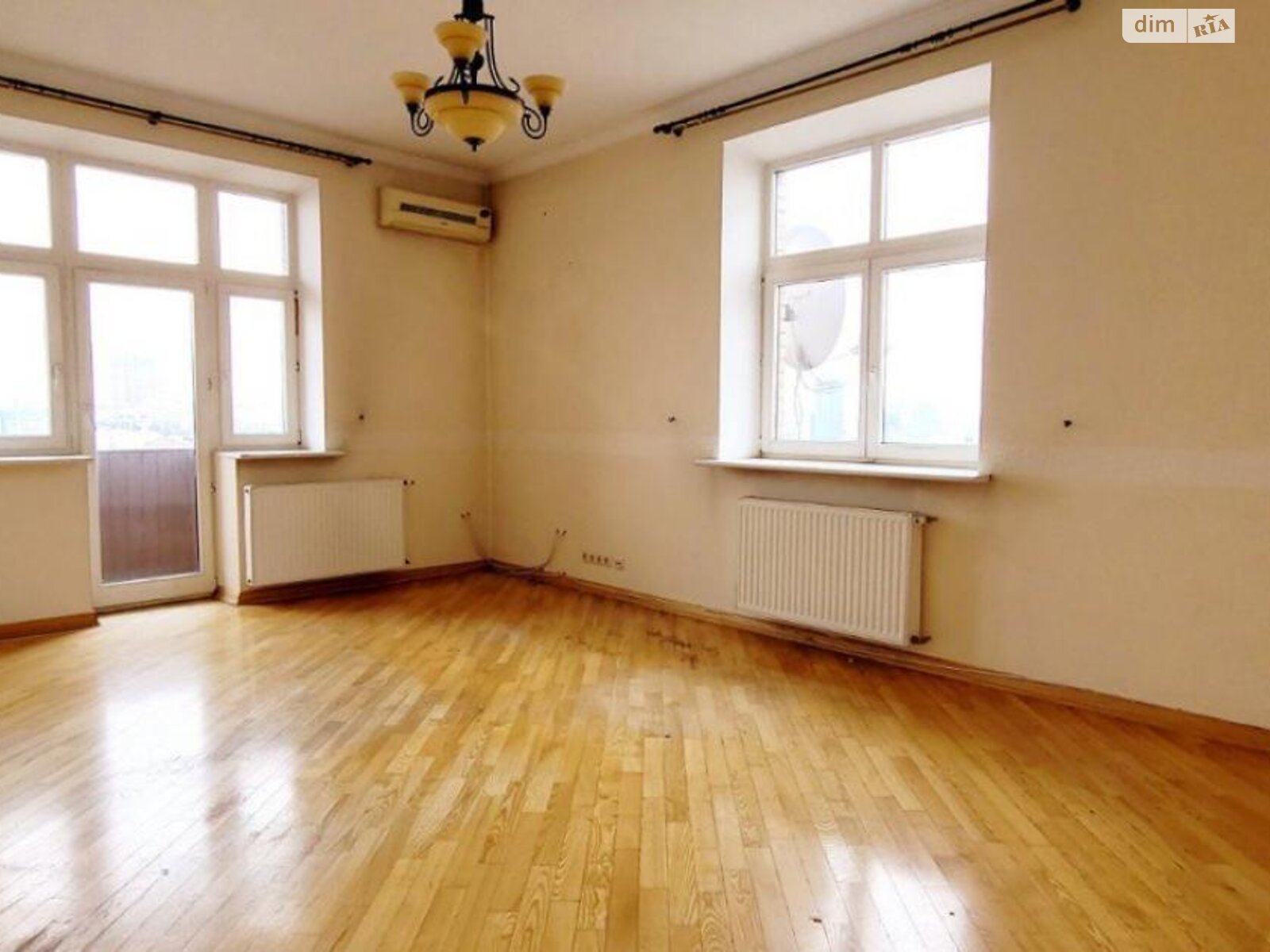 Продаж чотирикімнатної квартири в Києві, на вул. Паторжинського 14, район Шевченківський фото 1 Продаж чотирикімнатної квартири в Києві, на вул. Паторжинського 14, район Шевченківський фото 1