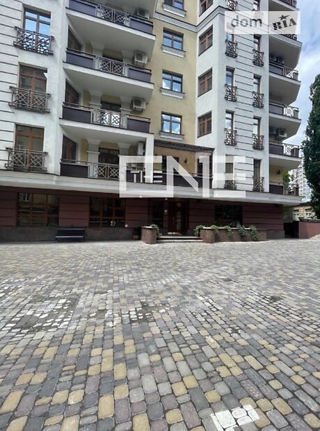 Продажа трехкомнатной квартиры в Киеве, на ул. Пирогова 2б район Шевченковский фото 1 Продажа трехкомнатной квартиры в Киеве, на ул. Пирогова 2б район Шевченковский фото 1