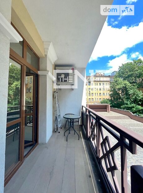 Продажа трехкомнатной квартиры в Киеве, на ул. Пирогова 2б район Шевченковский фото 1 Продажа трехкомнатной квартиры в Киеве, на ул. Пирогова 2б район Шевченковский фото 1