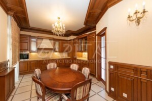 Продажа двухкомнатной квартиры в Киеве, на ул. Пирогова, район Шевченковский фото 2