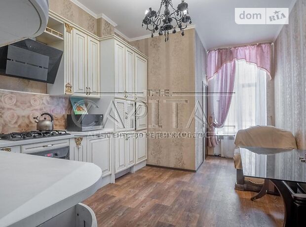 Продажа трехкомнатной квартиры в Киеве, на просп. Победы 37з, район Шевченковский фото 1 Продажа трехкомнатной квартиры в Киеве, на просп. Победы 37з, район Шевченковский фото 1