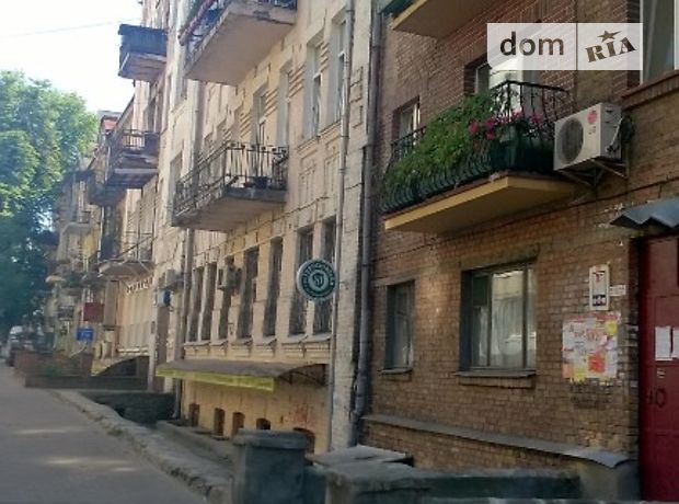 Продажа квартиры, 2 ком., Киев, р‑н. Шевченковский, ст.м. Лукьяновская, Полтавская улица, дом 3 Продажа квартиры, 2 ком., Киев, р‑н. Шевченковский, ст.м. Лукьяновская, Полтавская улица, дом 3