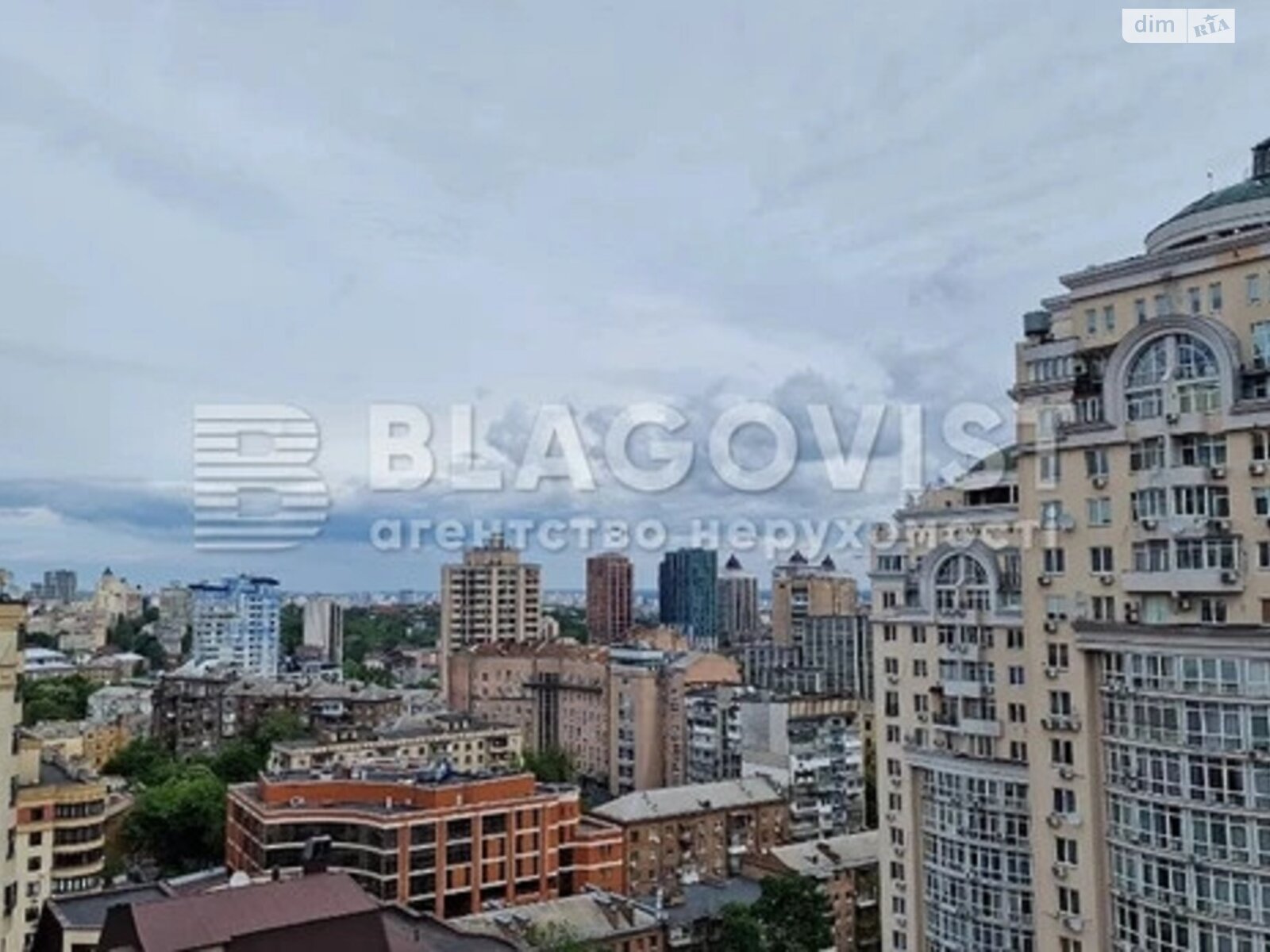 Продажа трехкомнатной квартиры в Киеве, на ул. Речная 4, район Шевченковский фото 1 Продажа трехкомнатной квартиры в Киеве, на ул. Речная 4, район Шевченковский фото 1