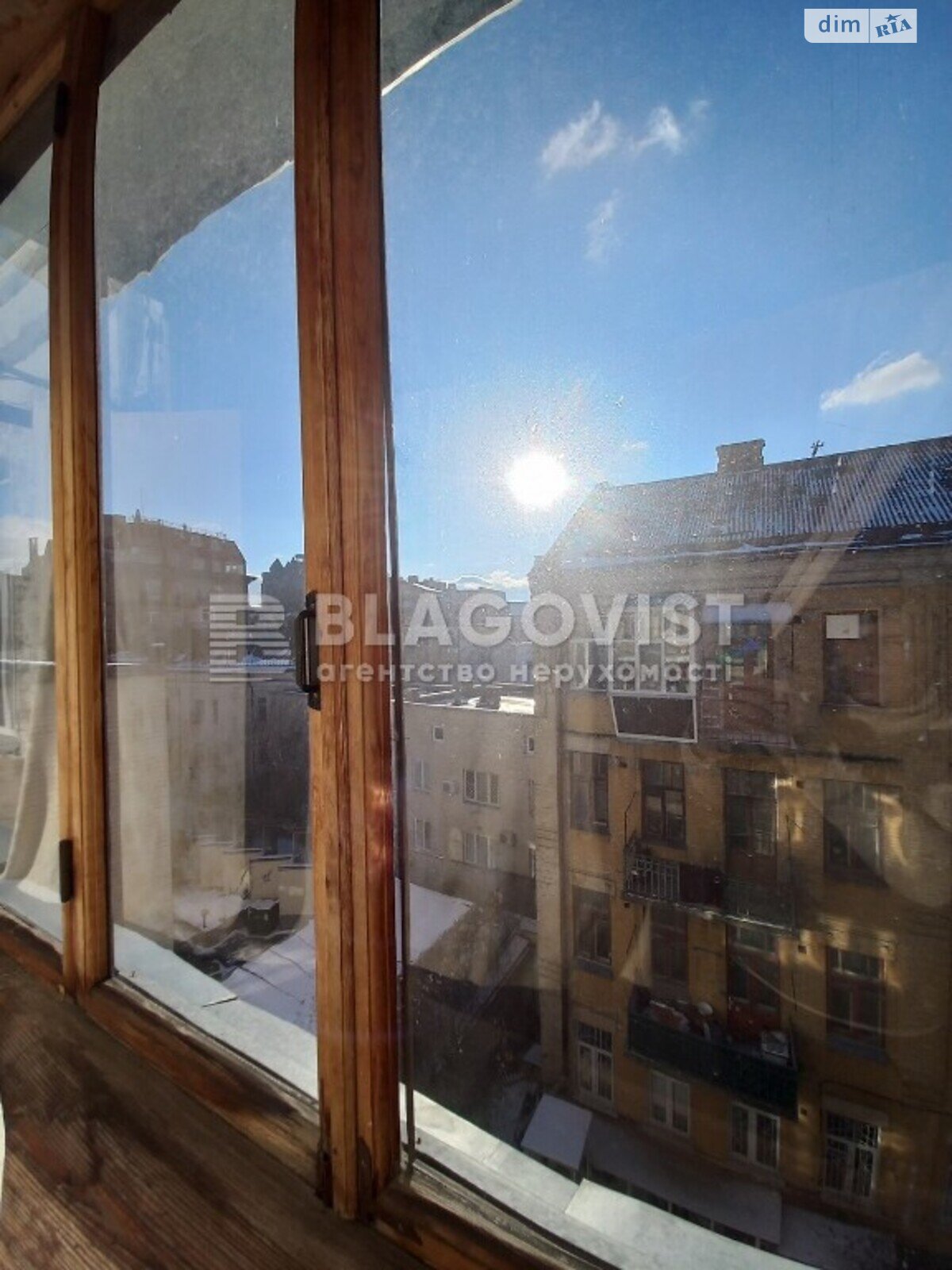 Продаж чотирикімнатної квартири в Києві, на вул. Рейтарська 35А, район Шевченківський фото 1